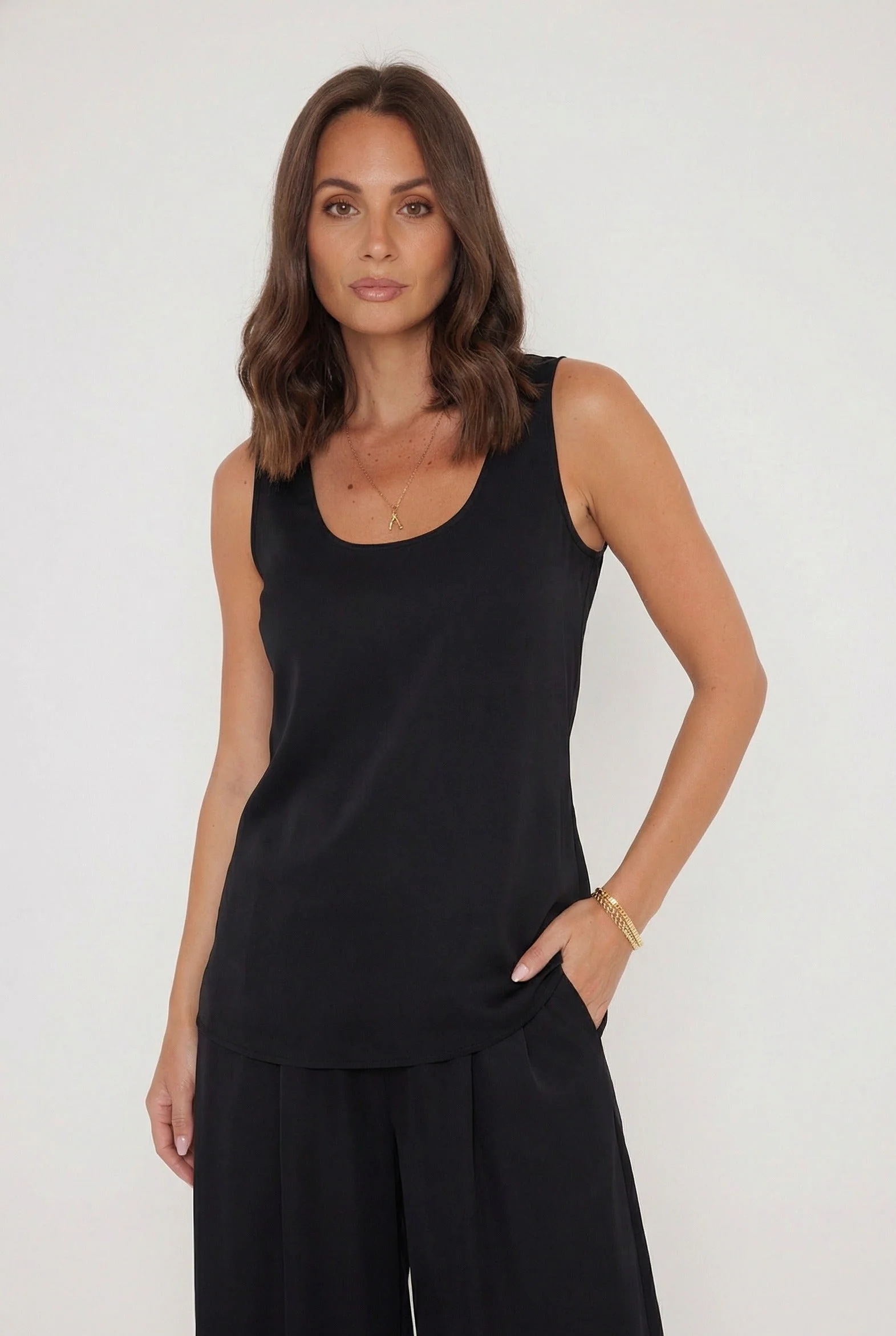 LUXUM Singlet Black - Image 10