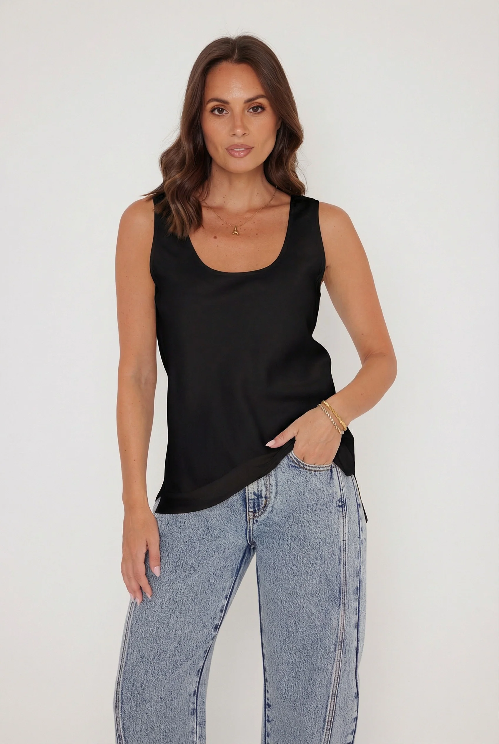 LUXUM Singlet Black - Image 11