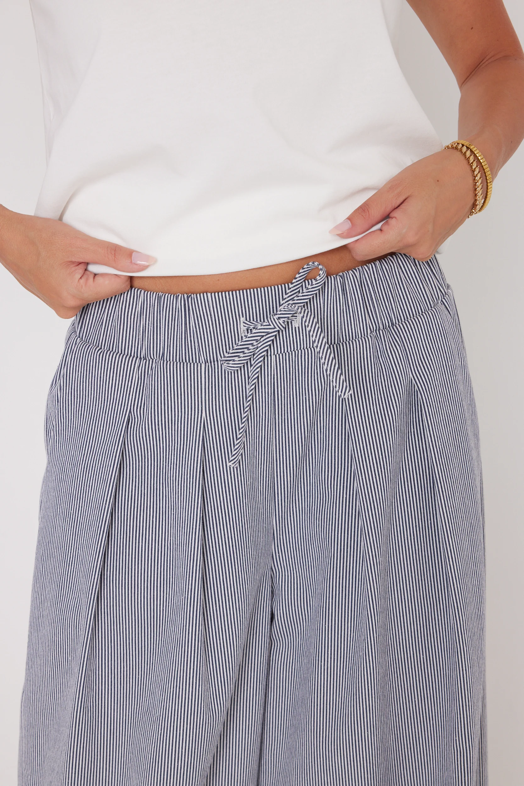 TERI Pants Navy Stripe - Image 9
