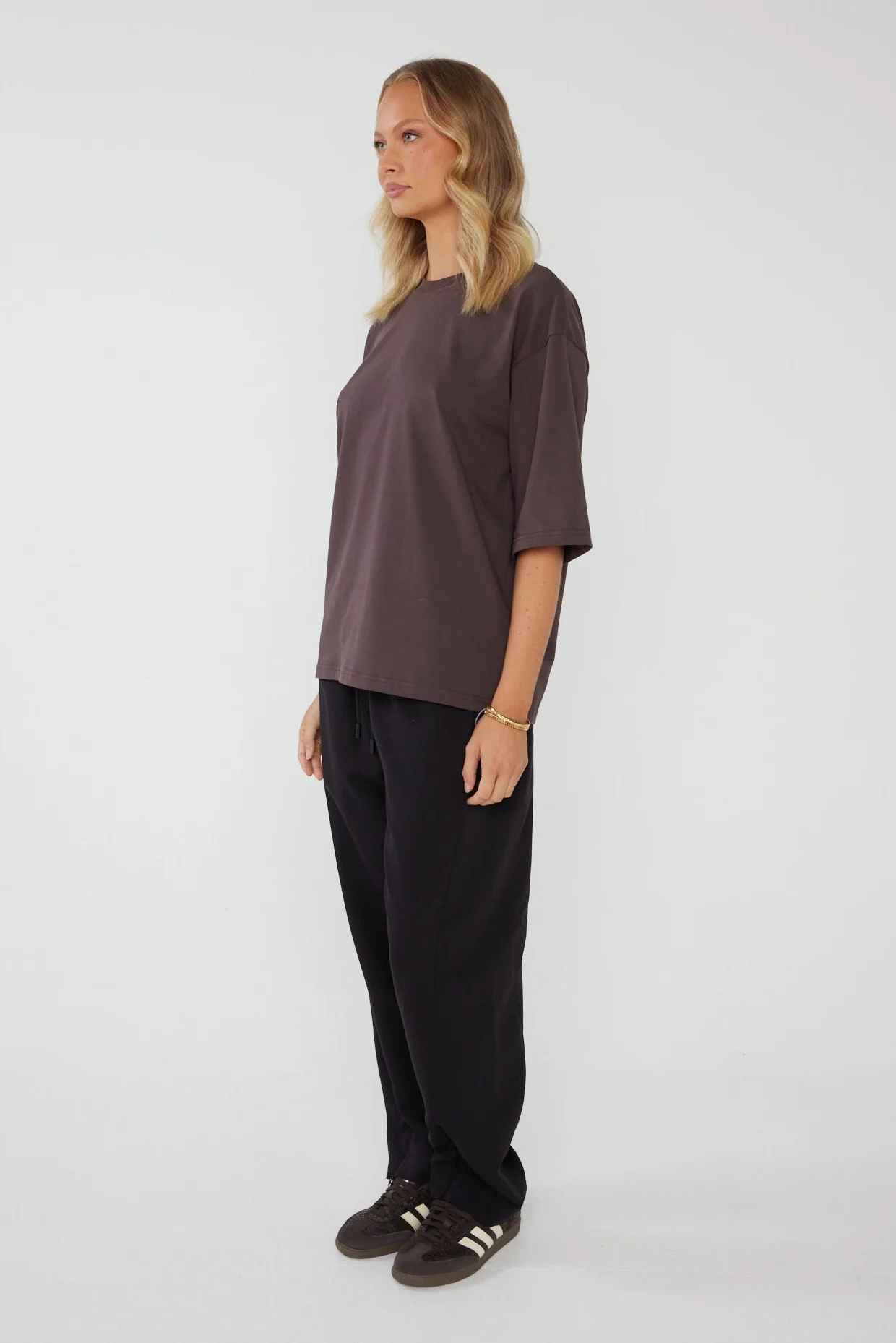 ZURI T-Shirt Dark Cocoa - Image 8
